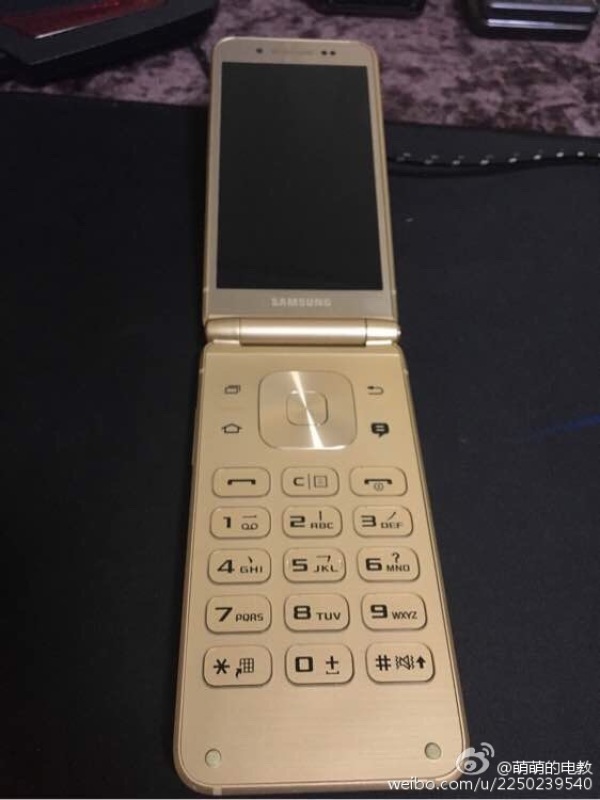 三星最强翻盖手机真机谍照/跑分大曝光